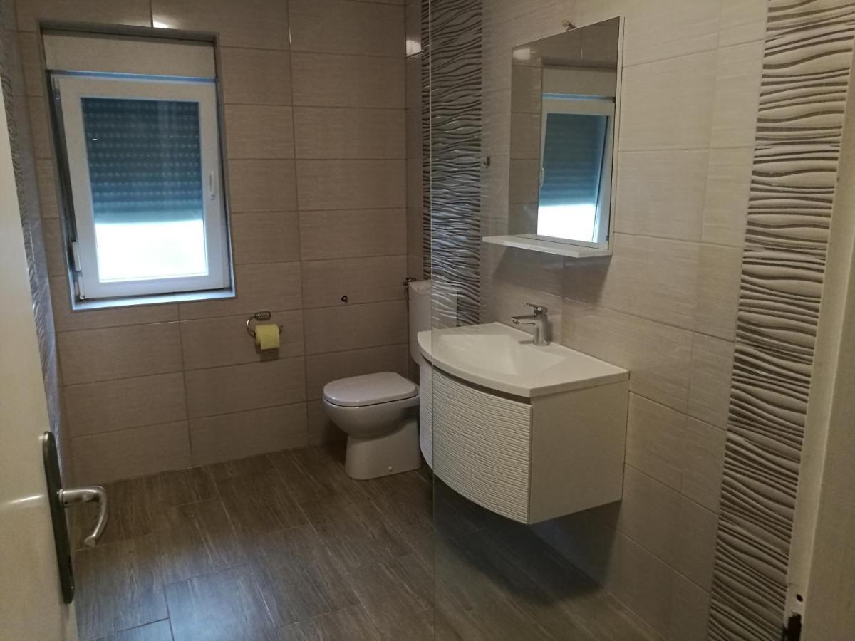 Apartman 2 Punta Pakostane Exterior photo